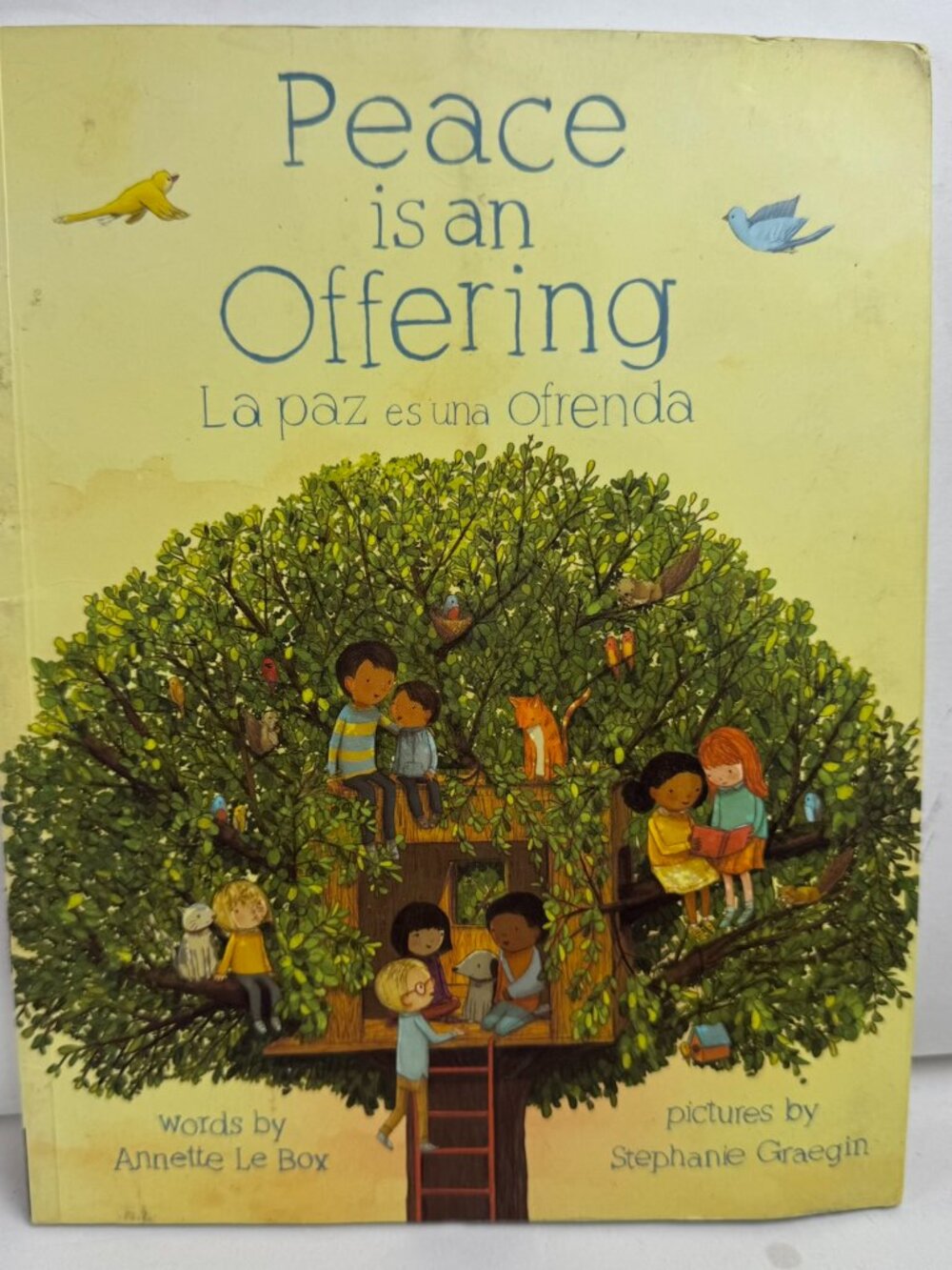 Peace is Offering Bilingual Annette Le Box Dolly Parton Imagination Library PB